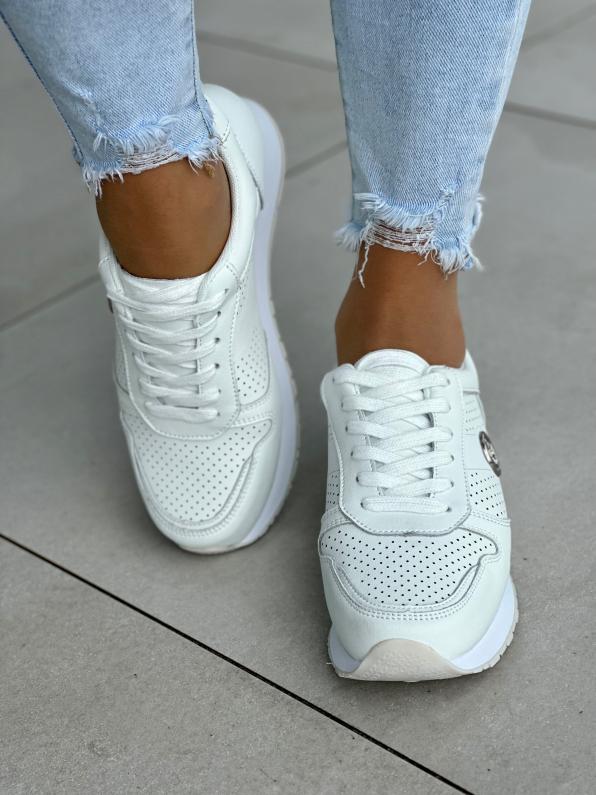 Białe sneakersy damskie ze skóry naturalnej  GD-XF-124/WHITE