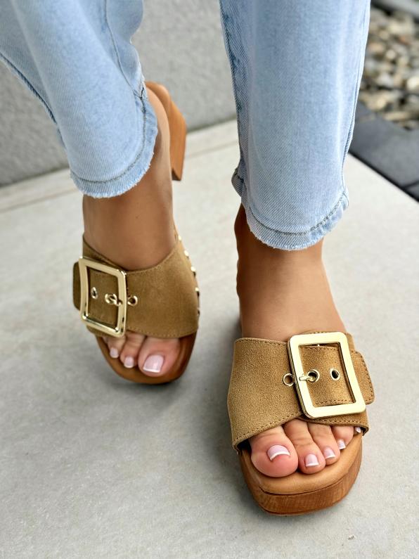 Klapki damskie ze skóry naturalnej KON/8972/BRANDY PADDED