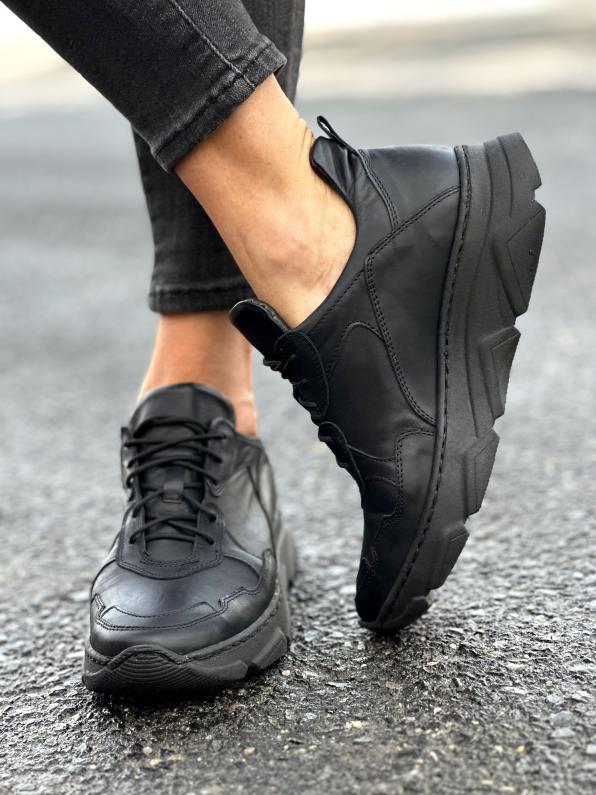 Czarne matowe sneakersy damskie, skóra naturalna 4995/A89