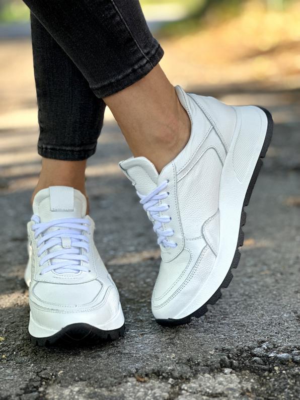 Białe sneakersy damskie skórzane 4618/G02