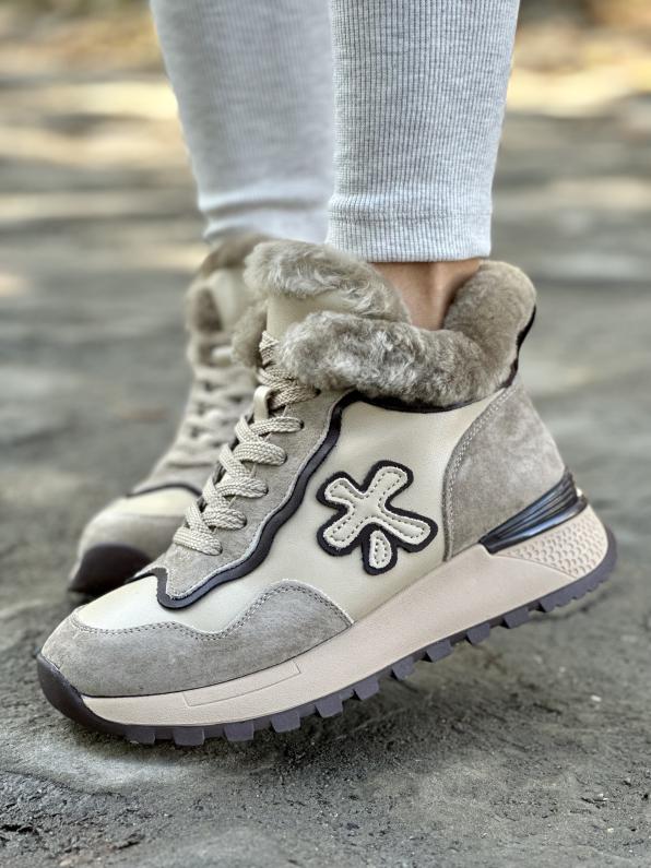 Stylowe sneakersy ze skóry naturalnej  LUT/55C0146/BEIGE