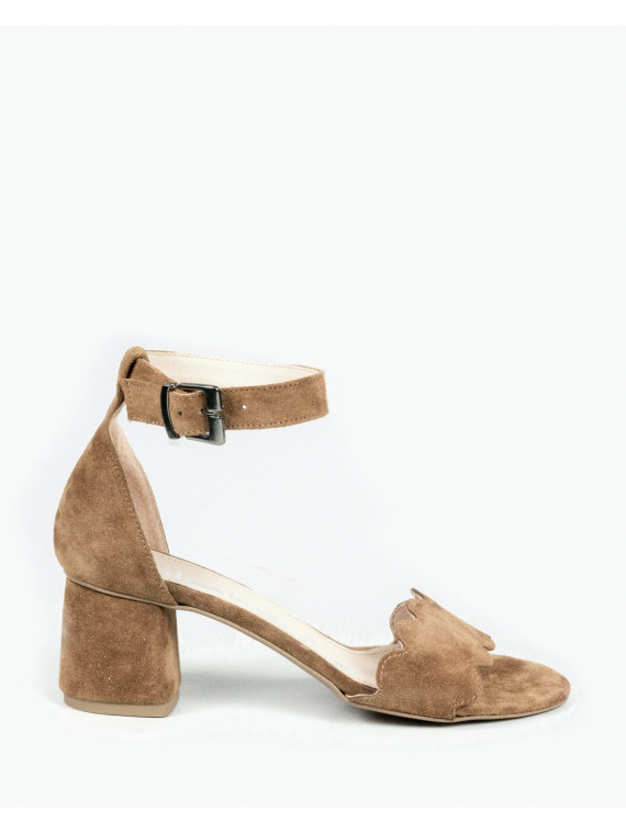 Brązowe sandały damskie skórzane