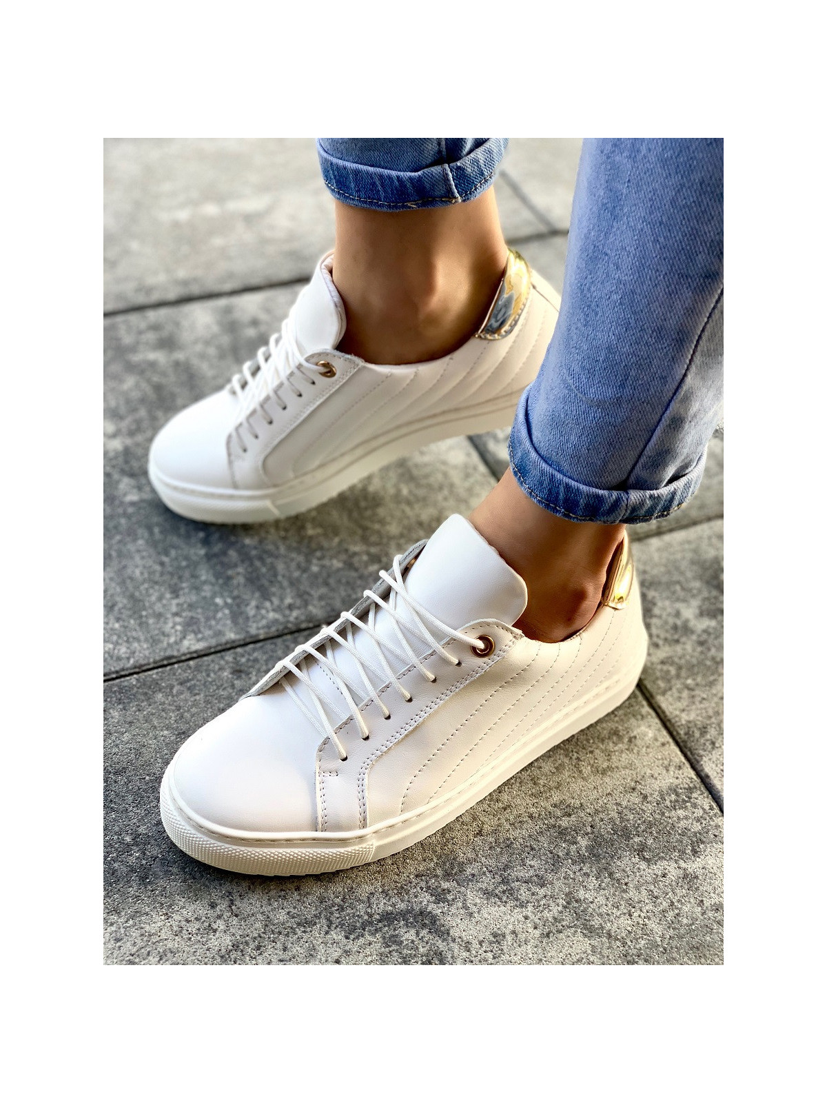 Białe trampki damskie skórzane