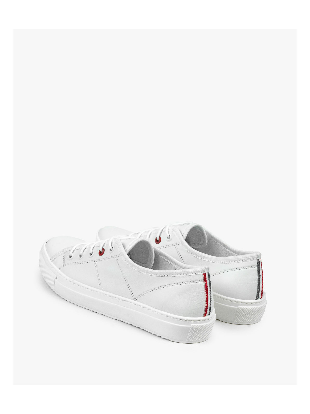 Białe trampki damskie skórzane