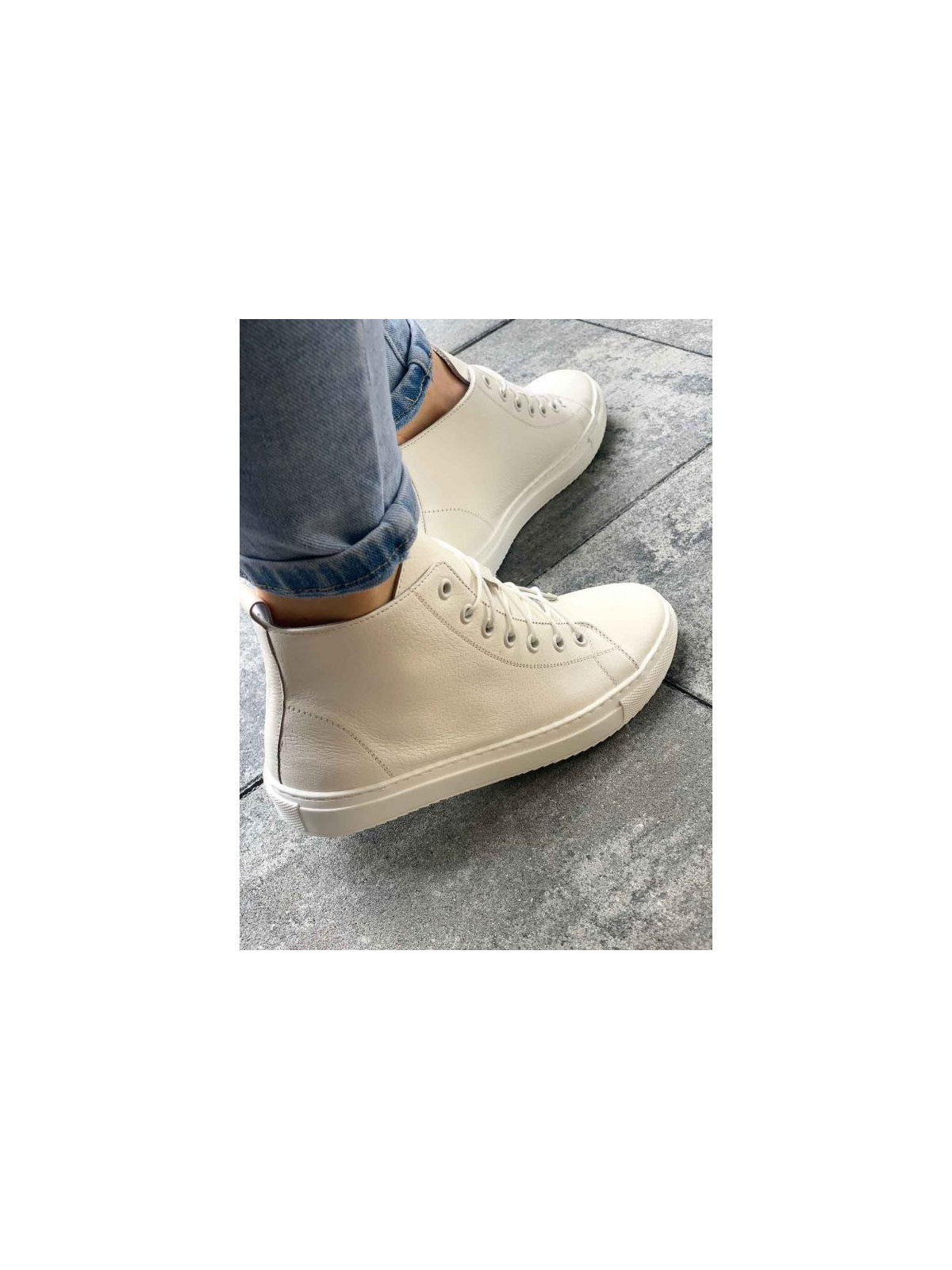 Białe trampki damskie skórzane