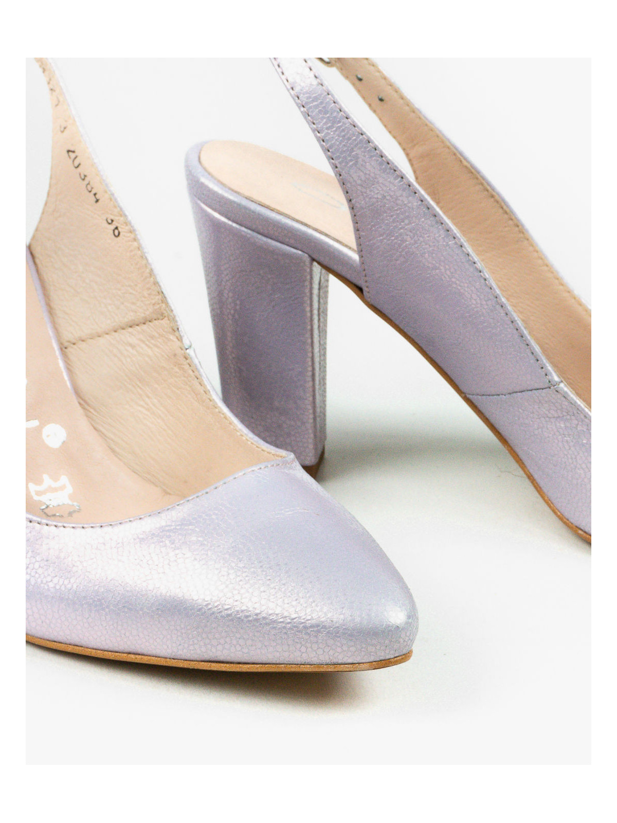 Fioletowe czółenka damskie skórzane