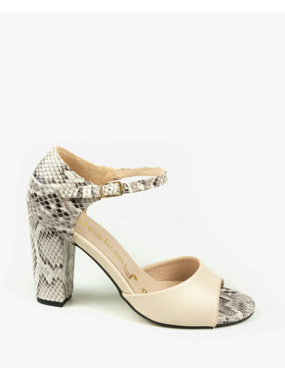 Beżowe sandały damskie skórzane