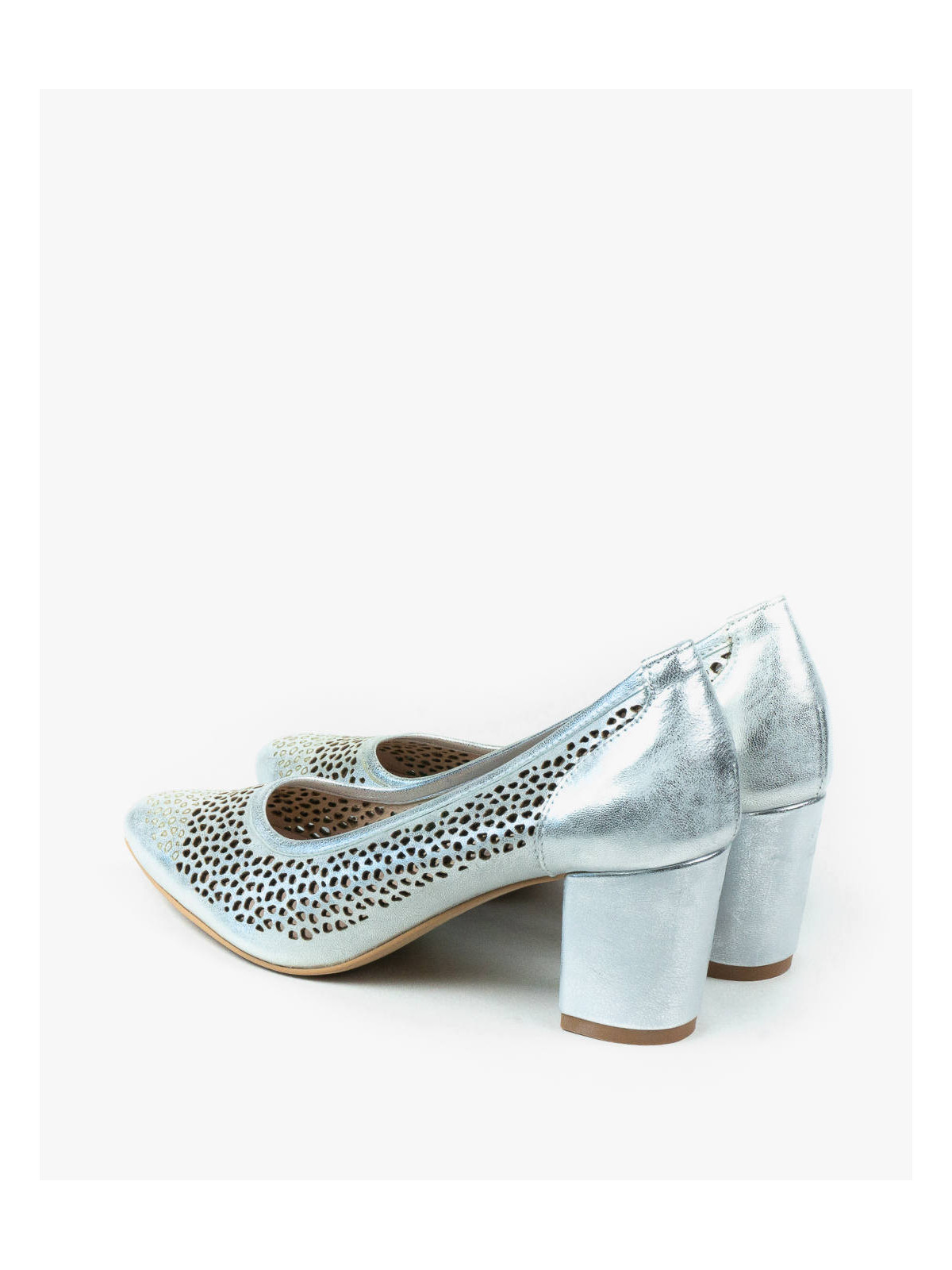 Srebrne czółenka damskie skórzane