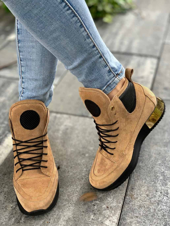 Beżowe adidasy damskie skórzane