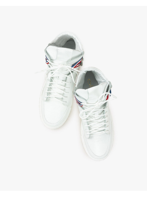 Białe trampki damskie skórzane