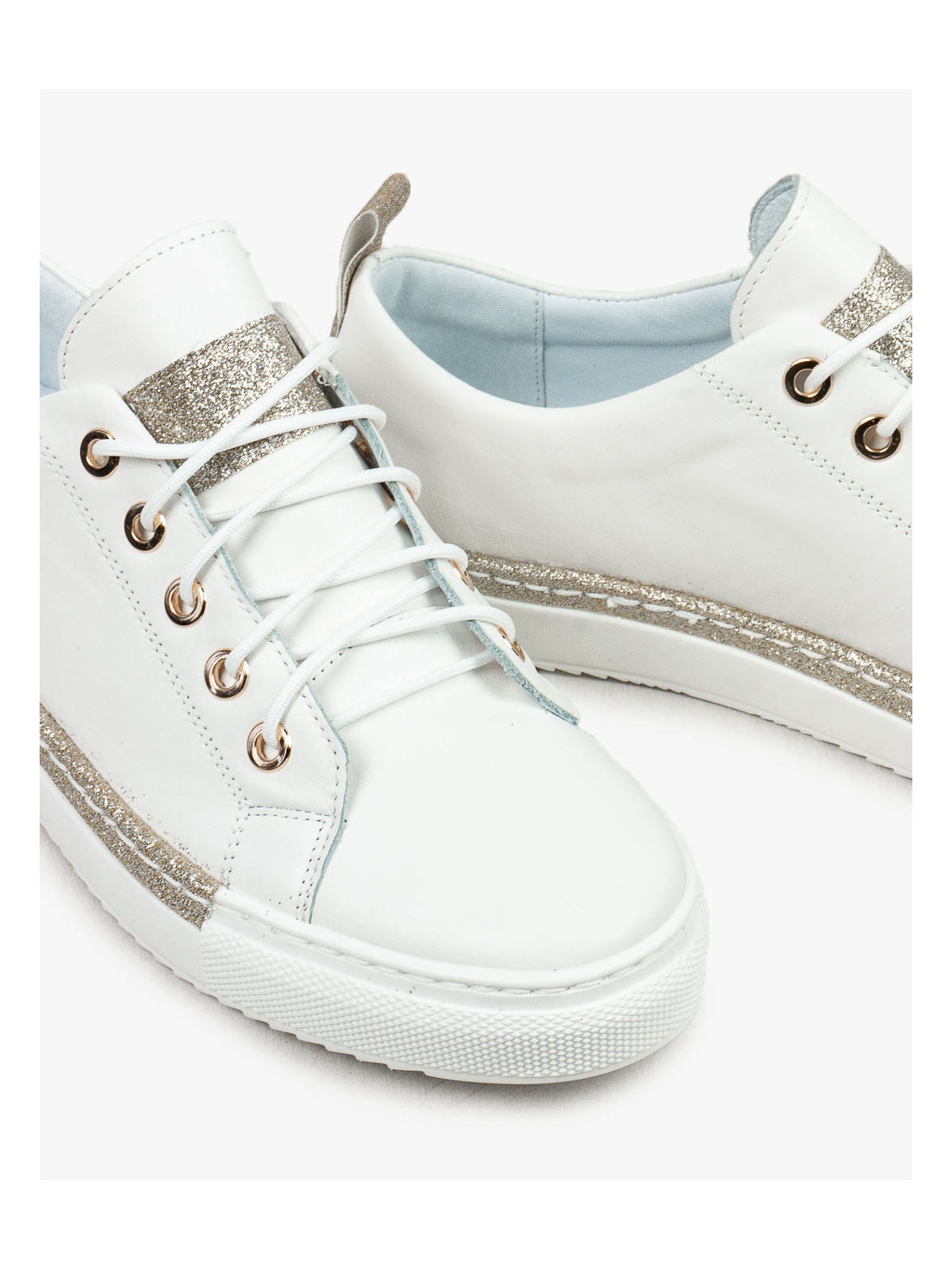 Białe trampki damskie skórzane