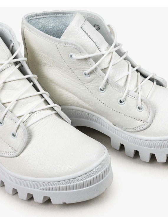 Białe trapery damskie skórzane