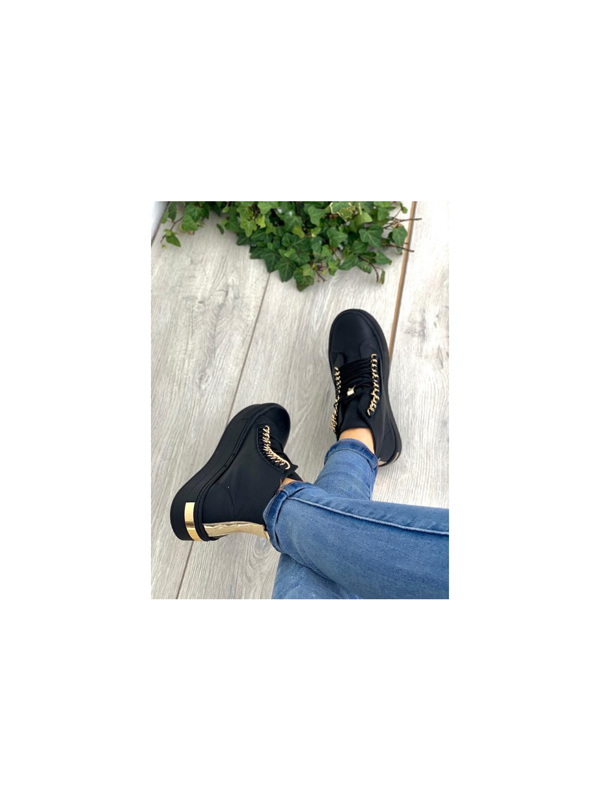 Czarne trampki damskie skórzane