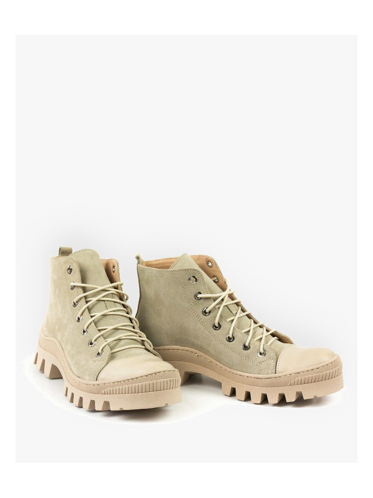 Beżowe trapery damskie skórzane