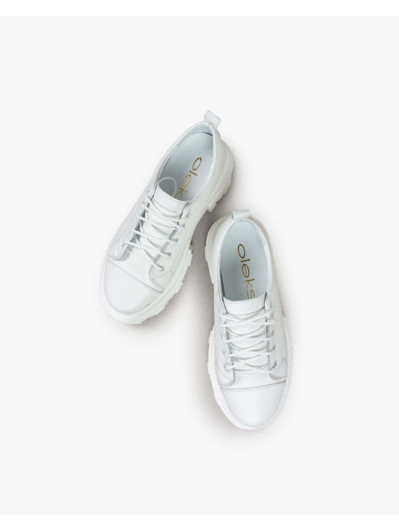 Białe trapery damskie skórzane