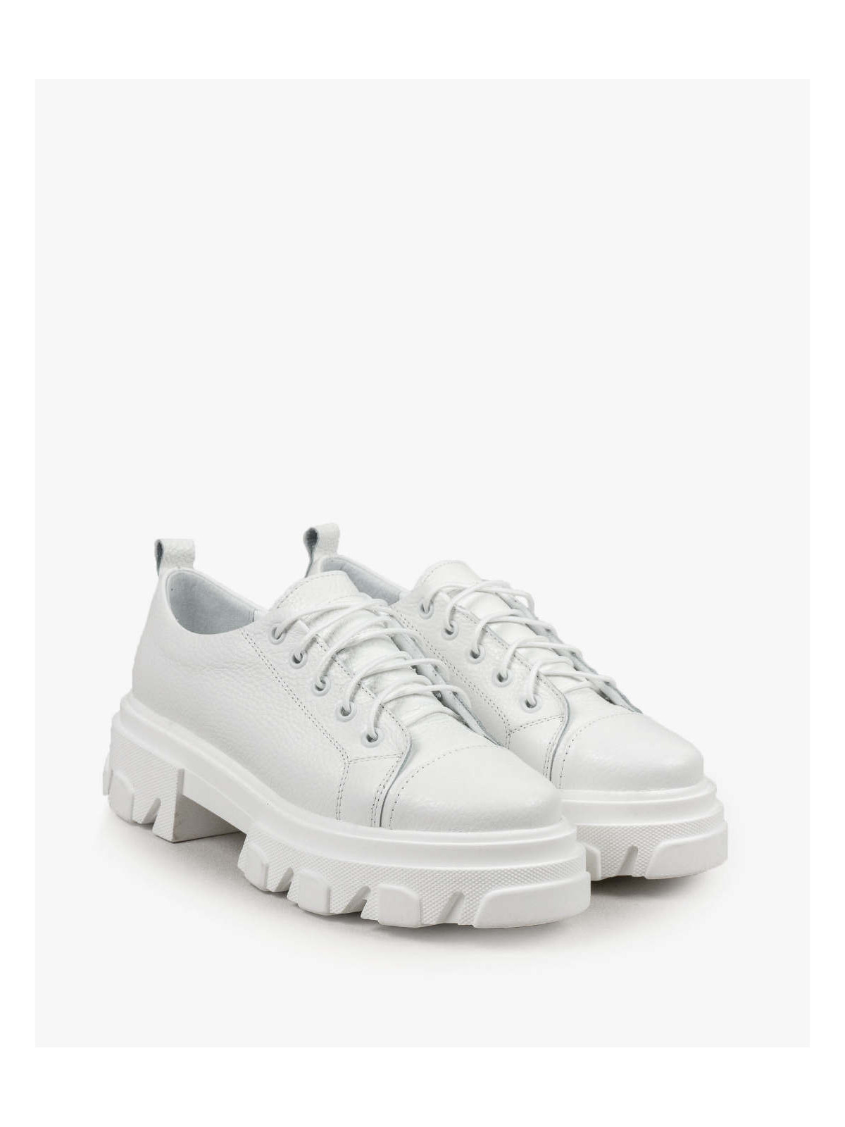 Białe trapery damskie skórzane