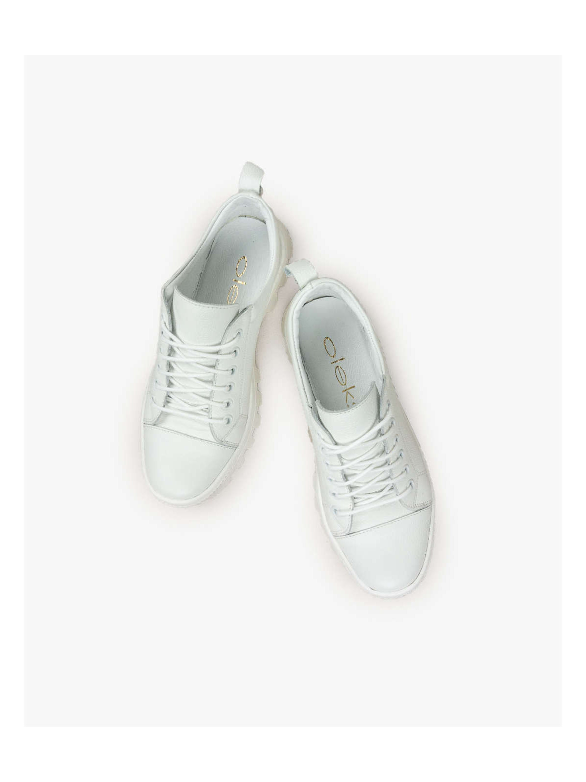 Wyjątkowe niskie białe traperki damskie, skóra naturalna