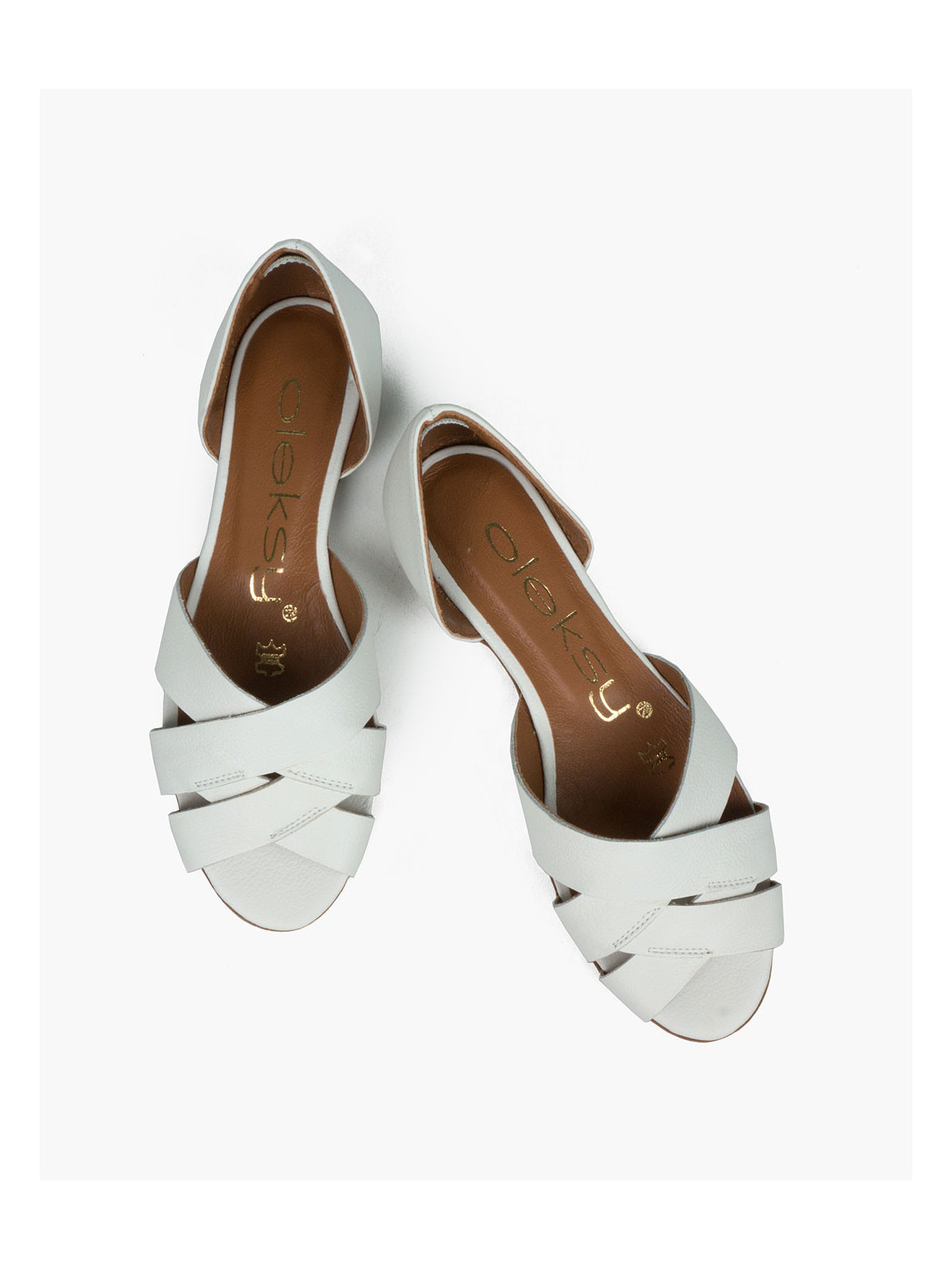 Biale-sandaly-damskie-OLEKSY-ze-skory naturalnej-polskiej-produkcji