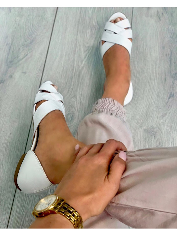 Biale-sandaly-damskie-OLEKSY-ze-skory naturalnej-polskiej-produkcji