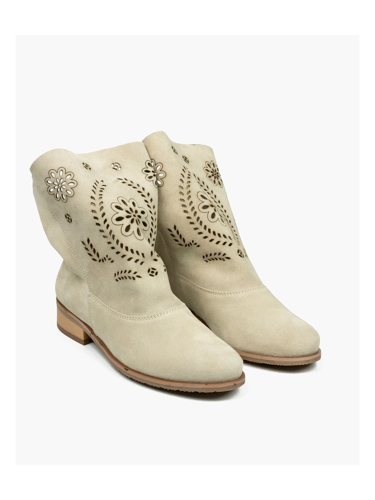 Beżowe botki damskie skórzane