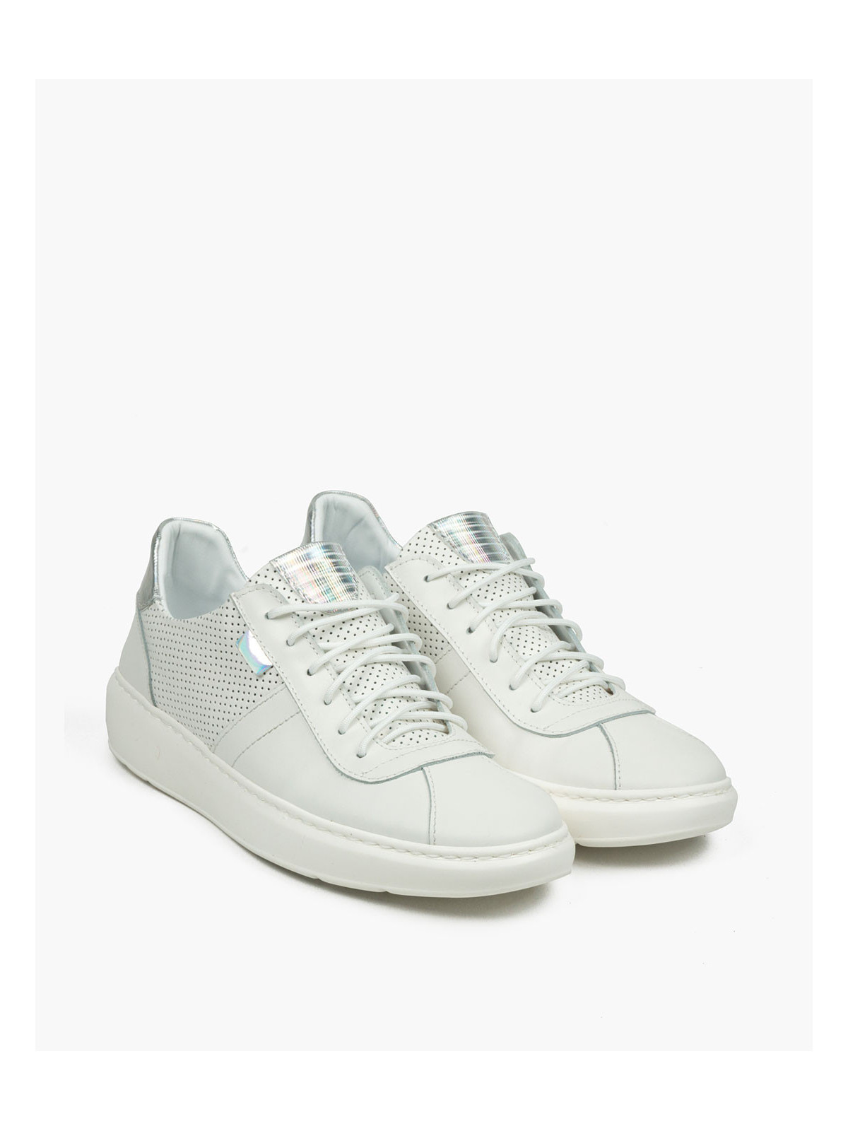 Białe adidasy damskie skórzane