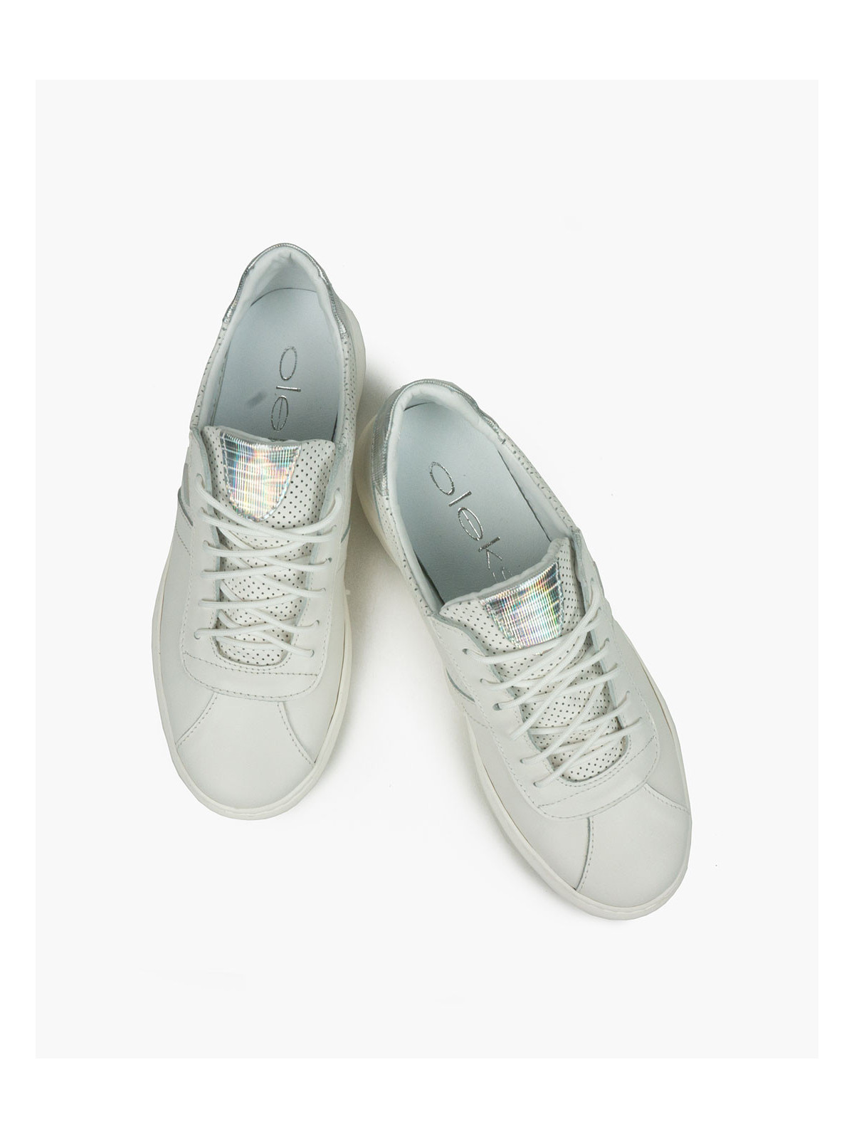 Białe adidasy damskie skórzane