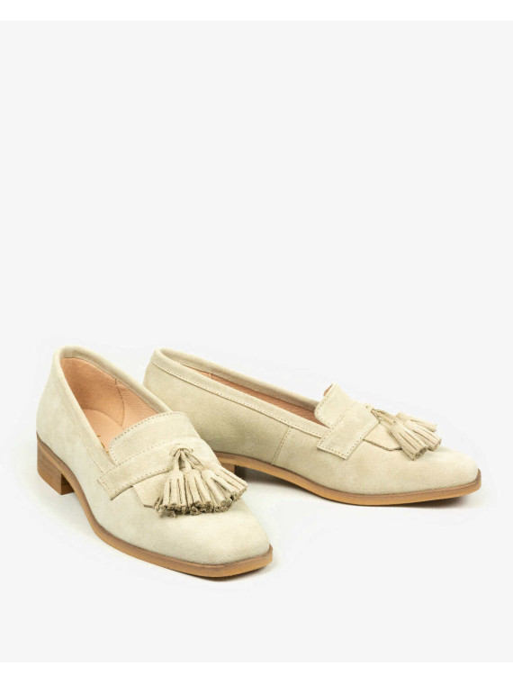 Beżowe mokasyny damskie skórzane