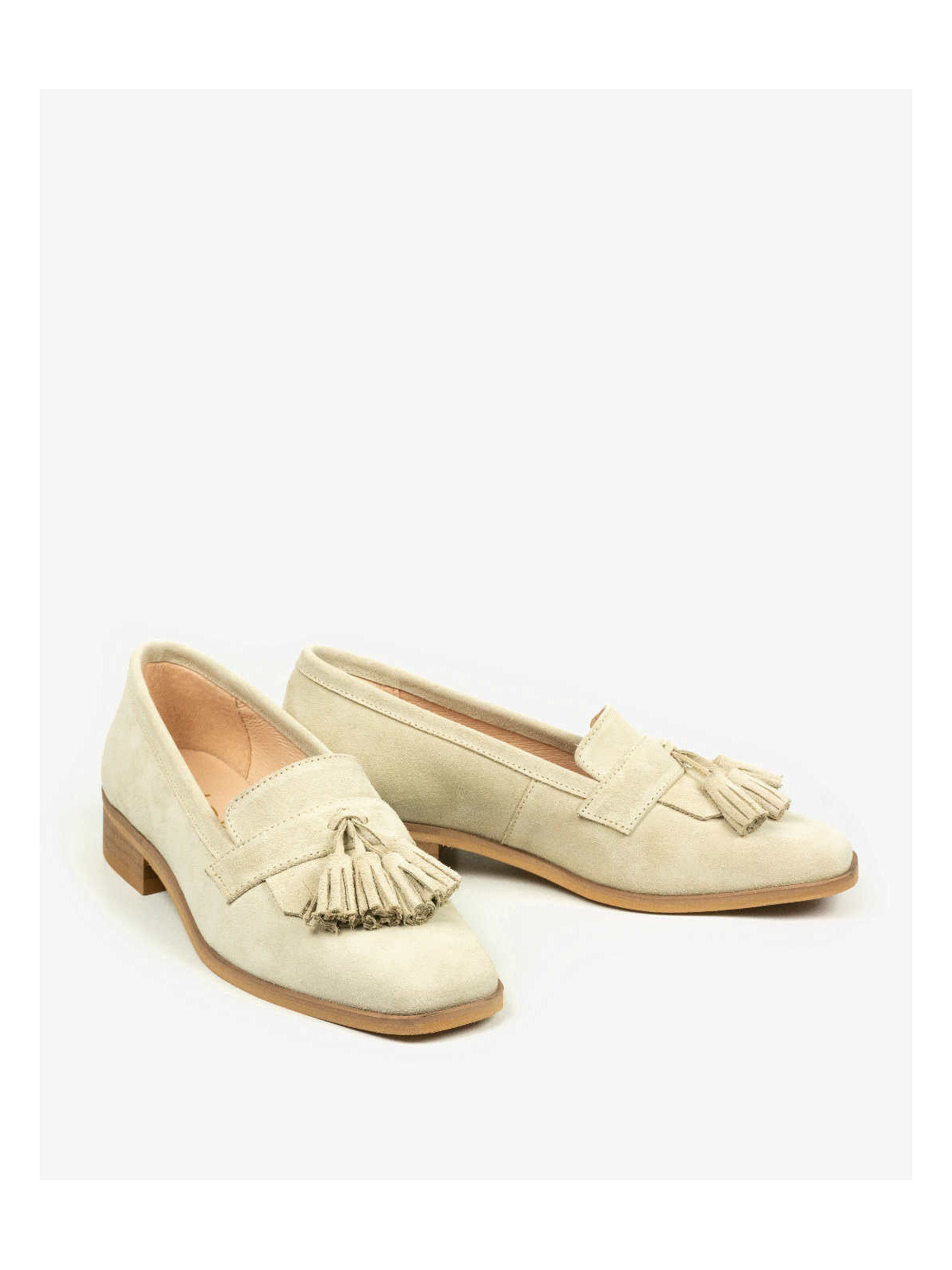 Beżowe mokasyny damskie skórzane