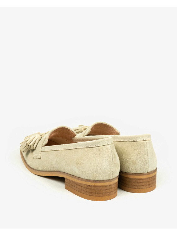Beżowe mokasyny damskie skórzane