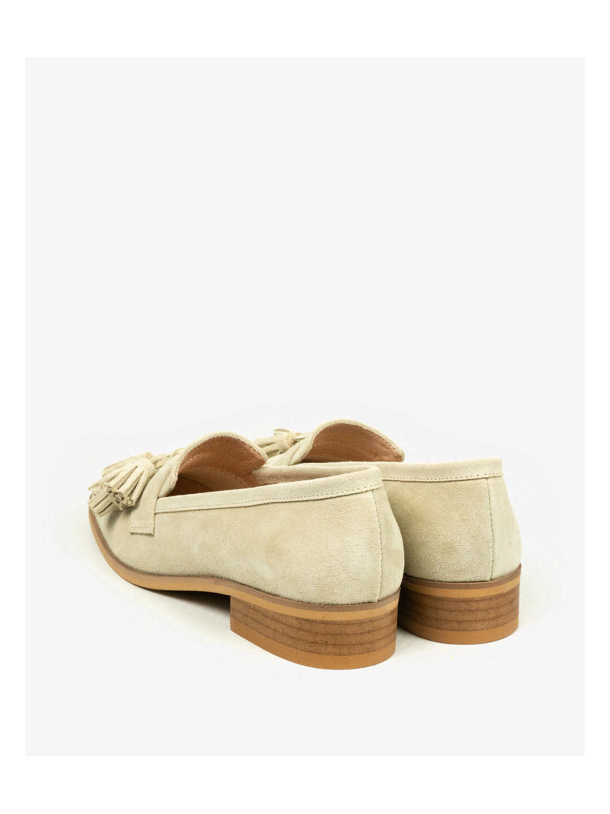 Beżowe mokasyny damskie skórzane