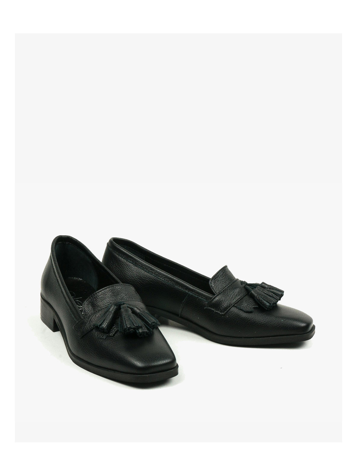 Czarne mokasyny damskie skórzane