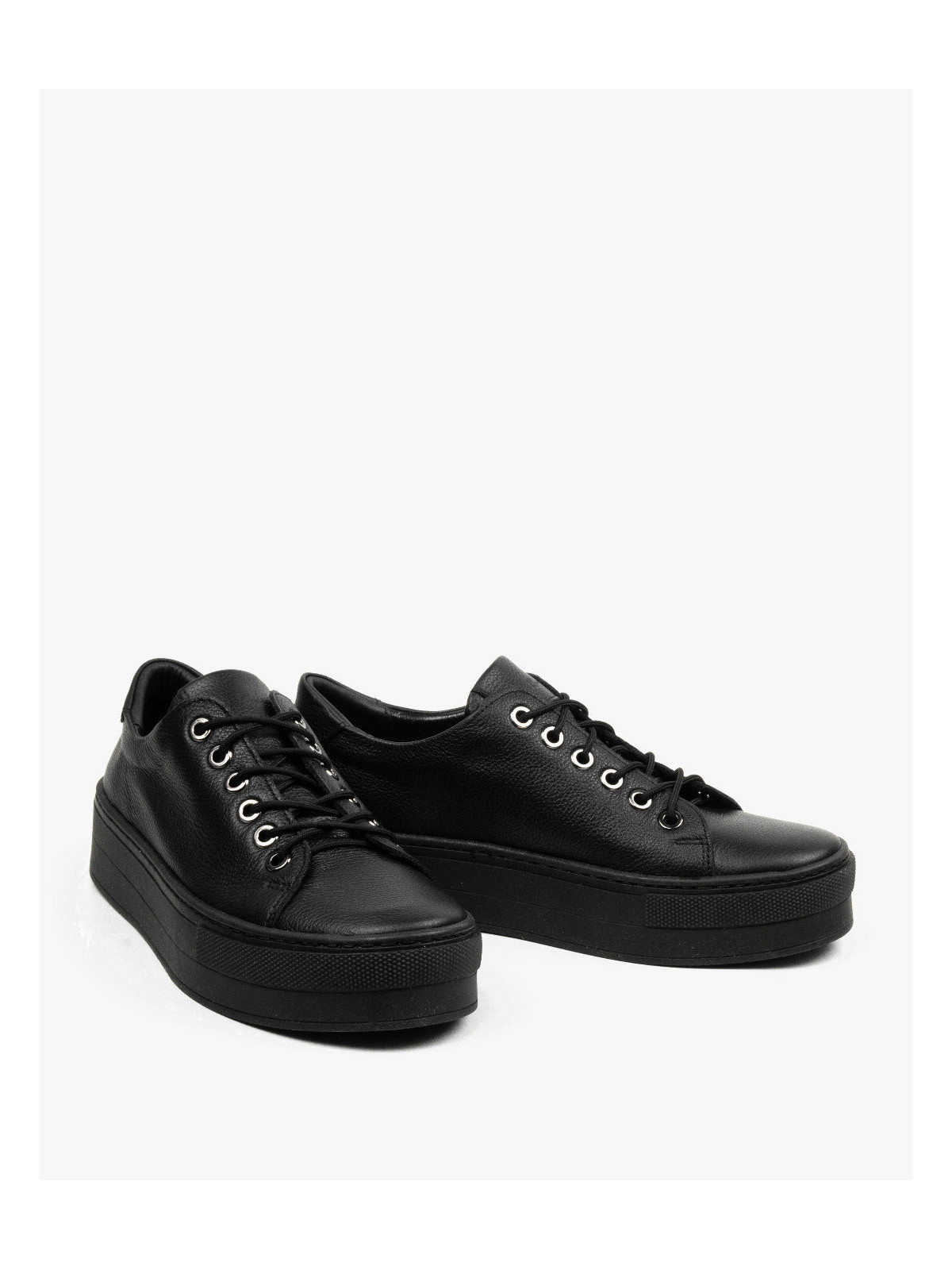 Czarne trampki damskie skórzane