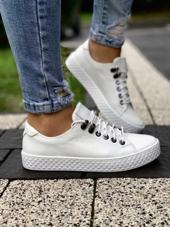 Białe trampki damskie skórzane