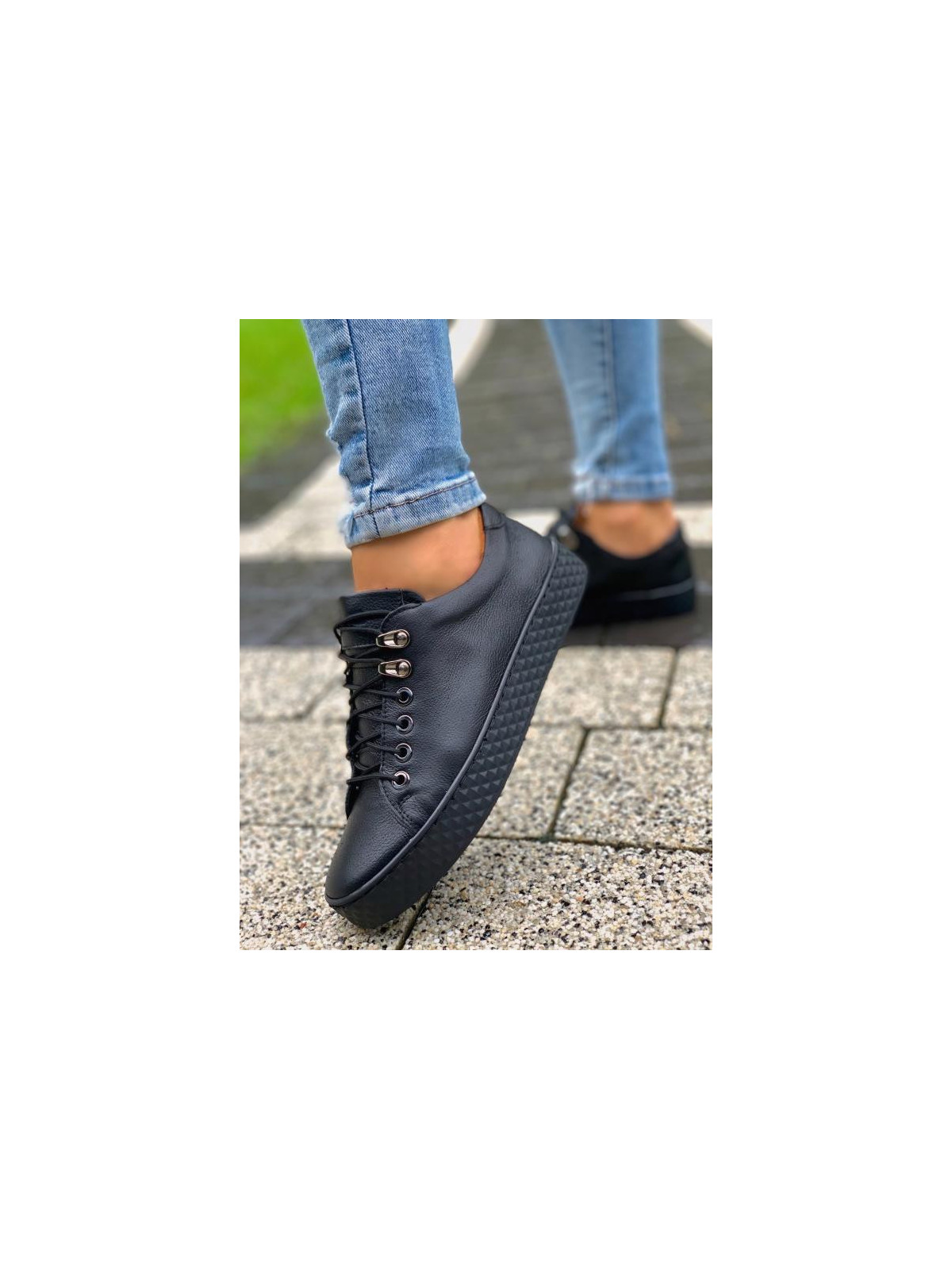 Czarne trampki damskie skórzane