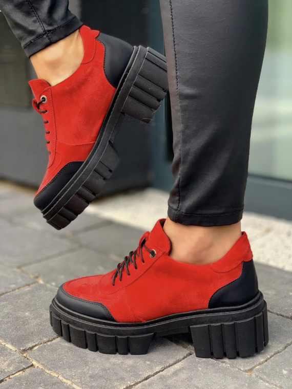 Czerwone traperki damskie skórzane