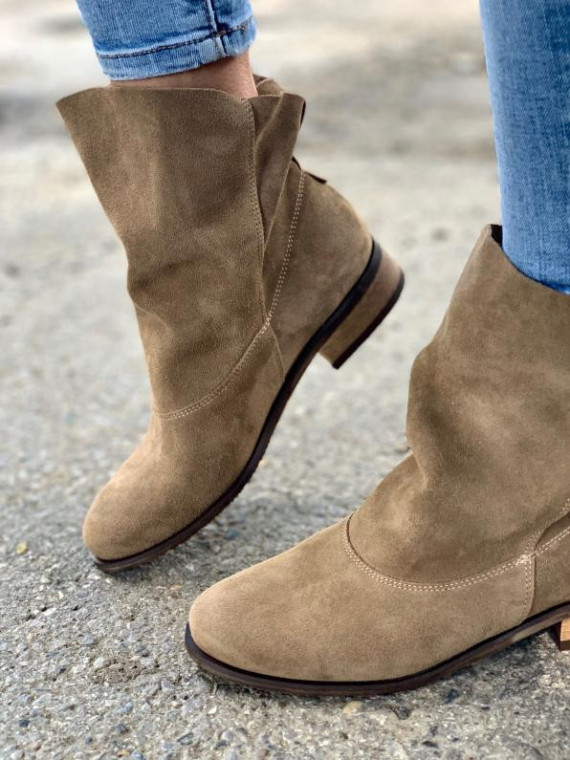 Brązowe botki damskie skórzane