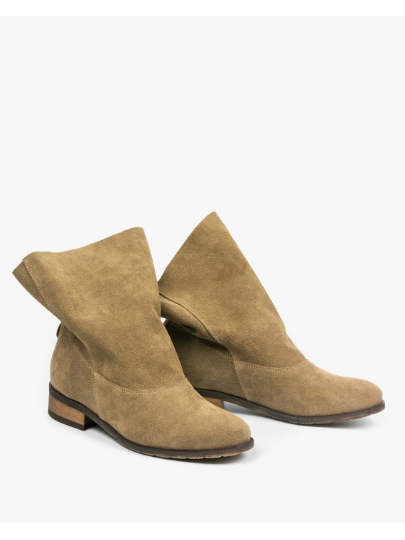 Brązowe botki damskie skórzane