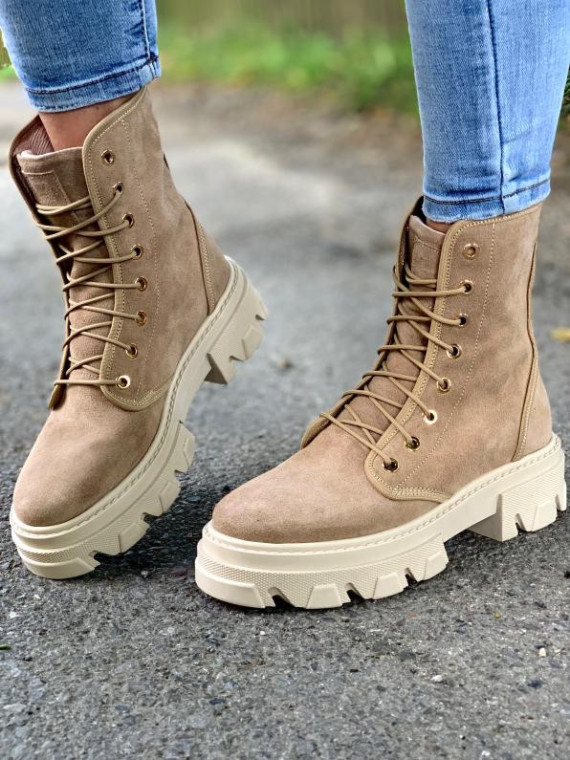 Beżowe trapery damskie skórzane