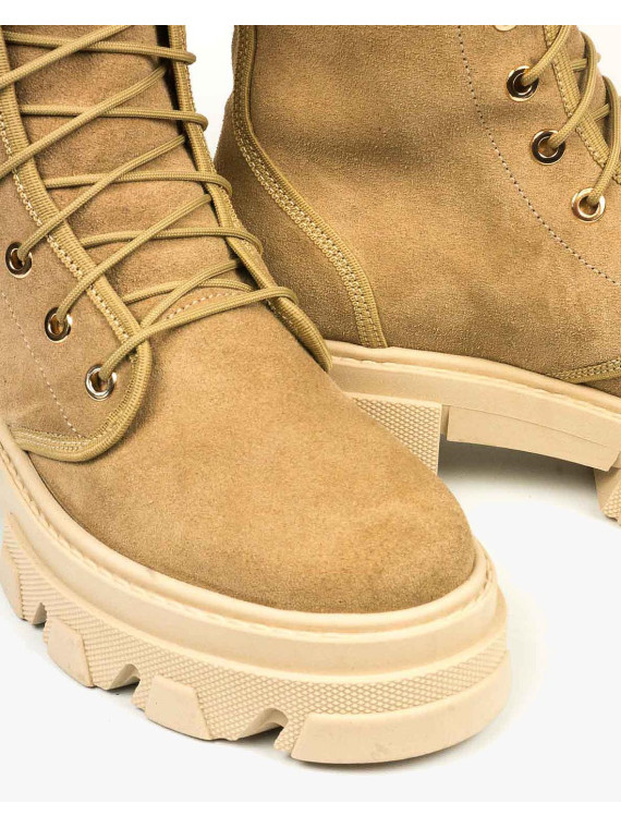 Beżowe trapery damskie skórzane