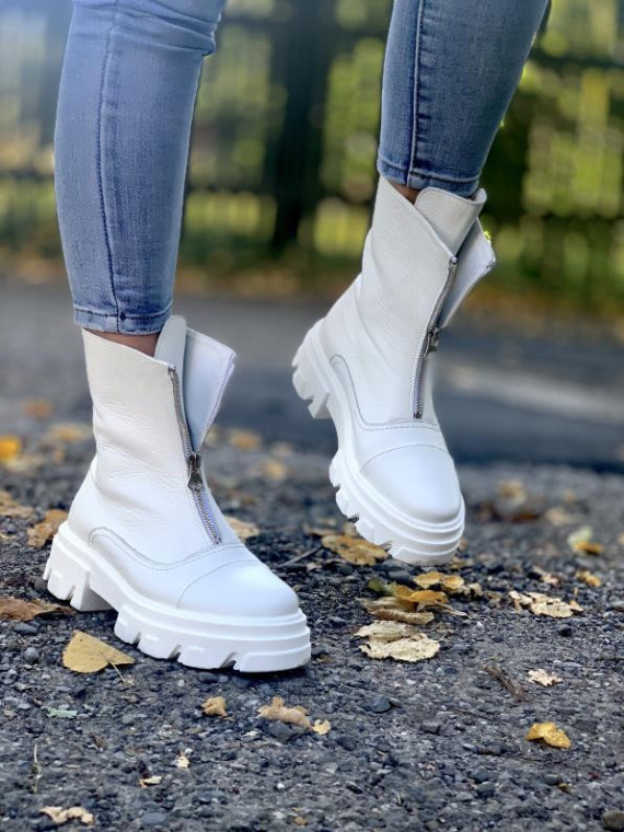 Białe botki damskie skórzane