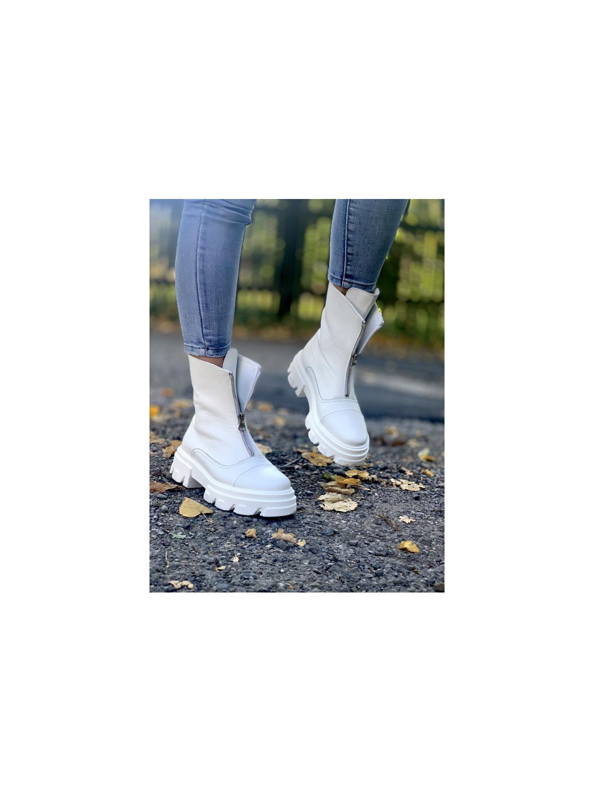 Białe botki damskie skórzane