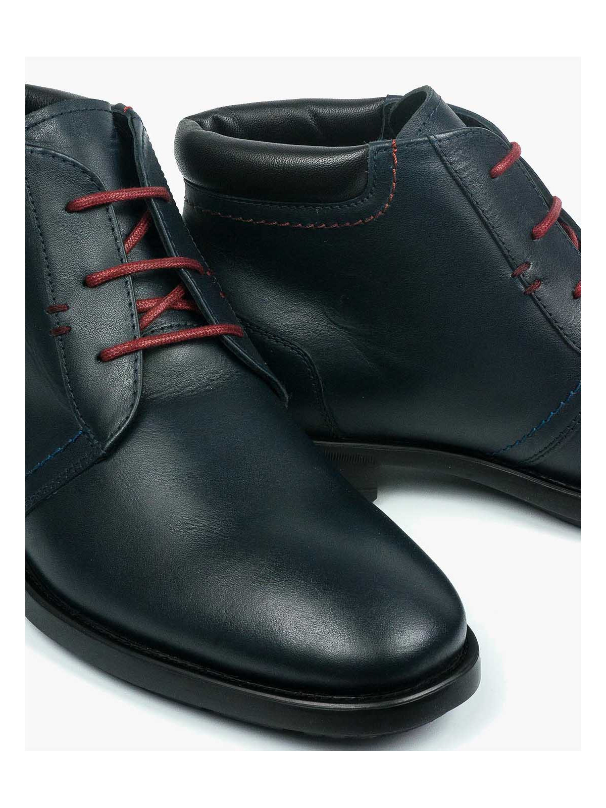 Granatowe botki męskie skórzane