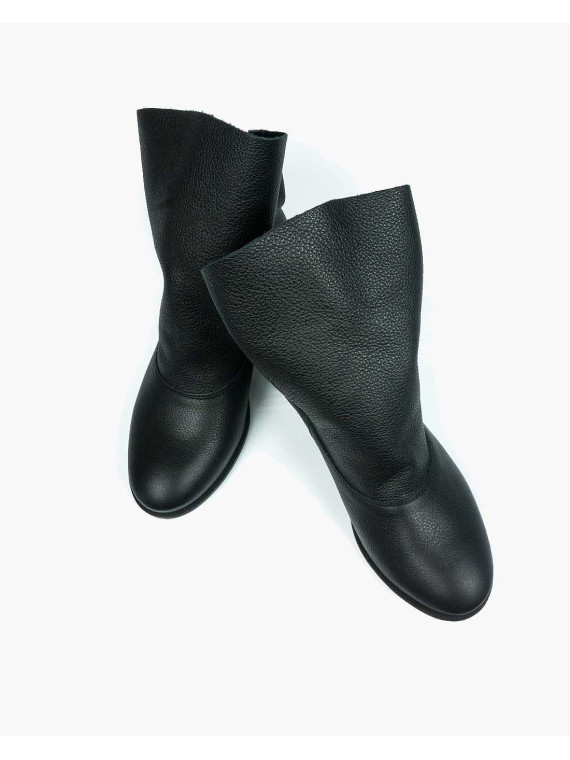 Czarne botki damskie skórzane
