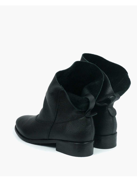 Czarne botki damskie skórzane