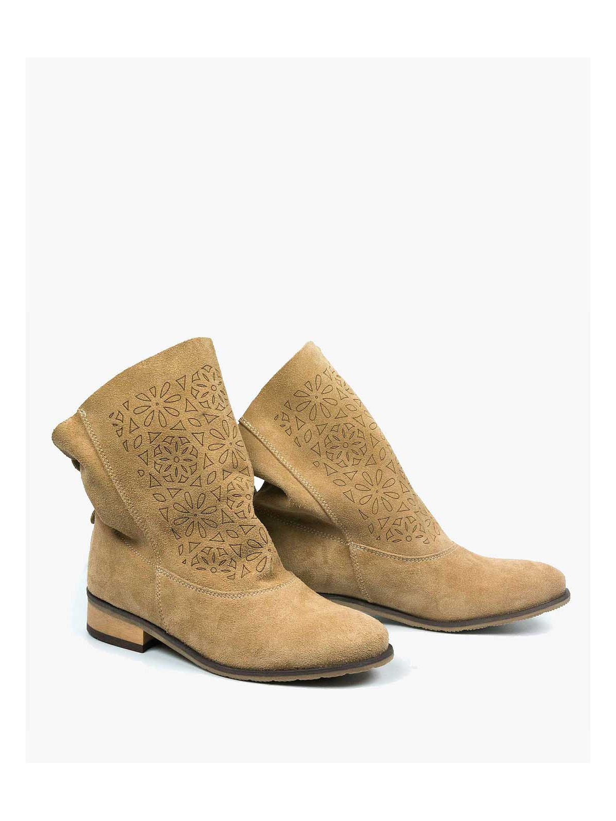 Beżowe botki damskie skórzane