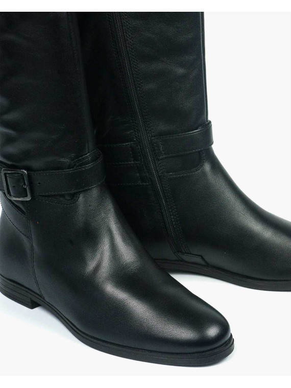 Czarne kozaki damskie skórzane