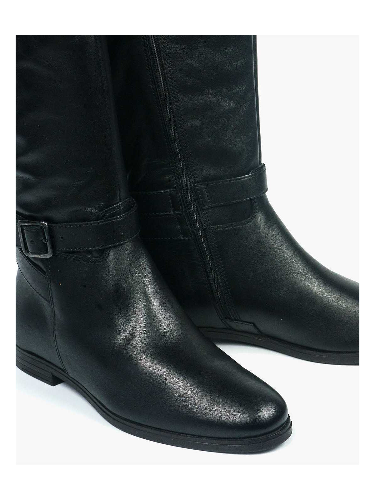 Czarne kozaki damskie skórzane