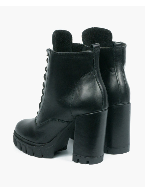 Czarne botki damskie skórzane