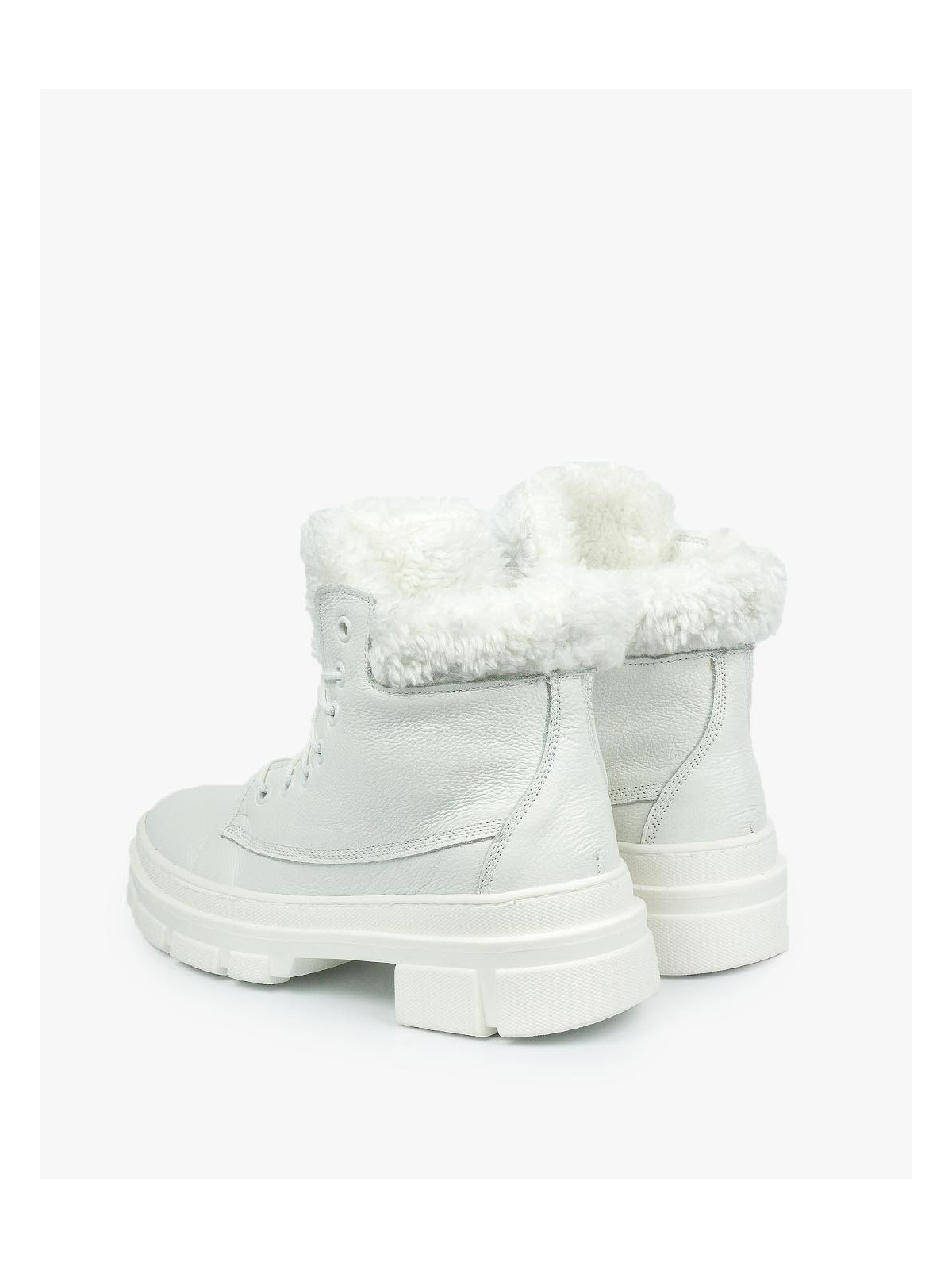 Białe trapery damskie skórzane