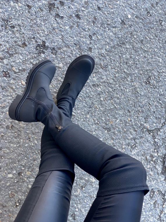 Czarne kozaki damskie skórzane